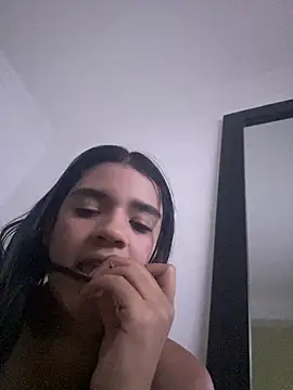 mia  gomex online show from 06.19.26