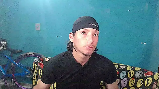 Snapshot of MrKingsaintx chatting on 06.16.26 MrKingsaintx online show from 06.16.26