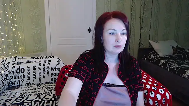 Snapshot of MarleneDietrich chatting on 02.08.25 MarleneDietrich online show from 02.08.25