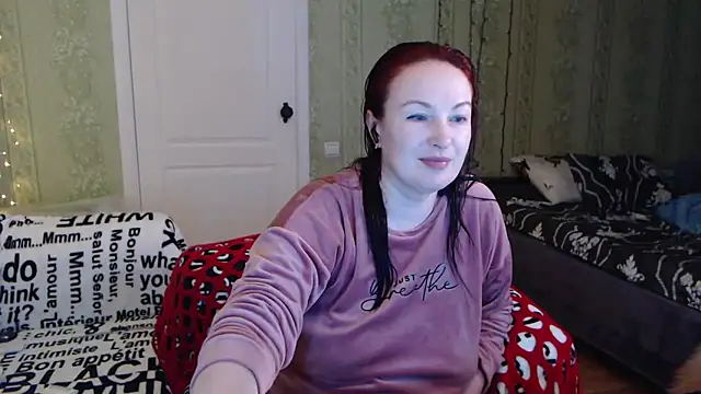 Snapshot of MarleneDietrich chatting on 02.12.25 MarleneDietrich online show from 02.12.25