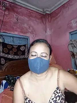 MoonLusty online show from 06.20.26