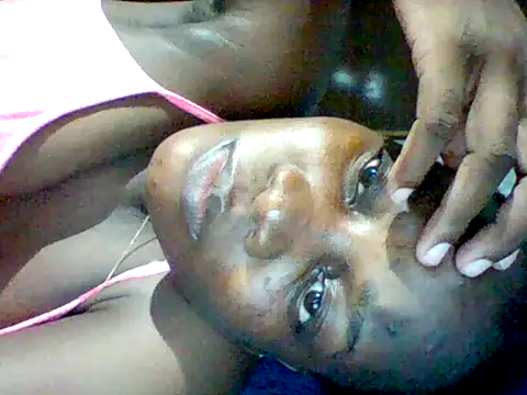 Snapshot of zainaxxxxx chatting on 05.31.26 zainaxxxxx online show from 05.31.26