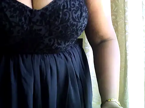 kiaraa strip online show from 06.22.26