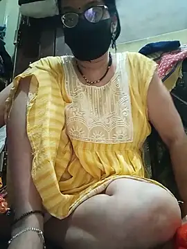 Snapshot of hi-bhabhi chatting on 06.11.26 hi-bhabhi online show from 06.11.26