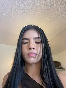 Snapshot of Eilie_xxx chatting on 06.28.26 Eilie xxx online show from 06.28.26