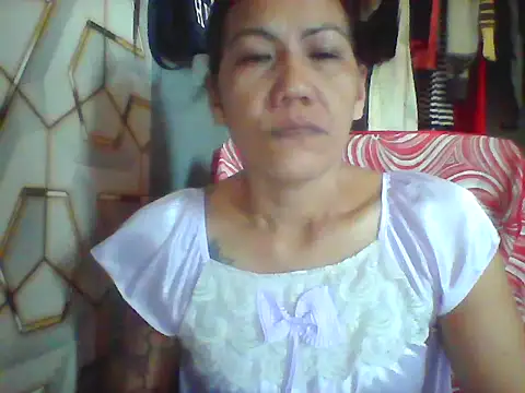 Snapshot of pinayheartaker chatting on 06.07.26 pinayheartaker online show from 06.07.26