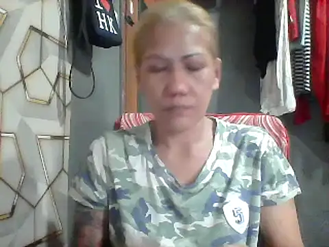 Snapshot of pinayheartaker chatting on 06.27.26 pinayheartaker online show from 06.27.26