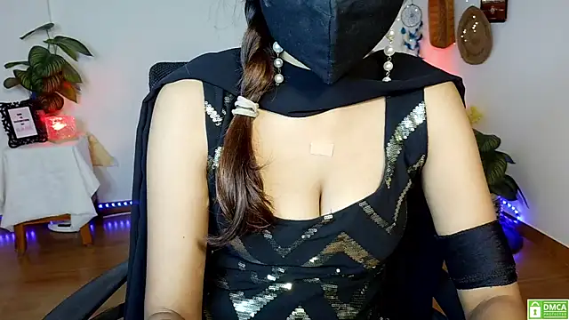 Yalinahotty online show from 07.05.26