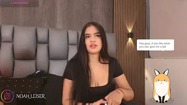Snapshot of sophi_taylor chatting on 06.19.26 sophi taylor online show from 06.19.26