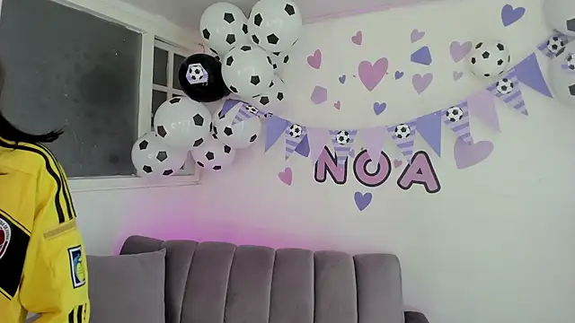 Snapshot of Noa_bunny_ chatting on 06.12.26 Noa bunny online show from 06.12.26