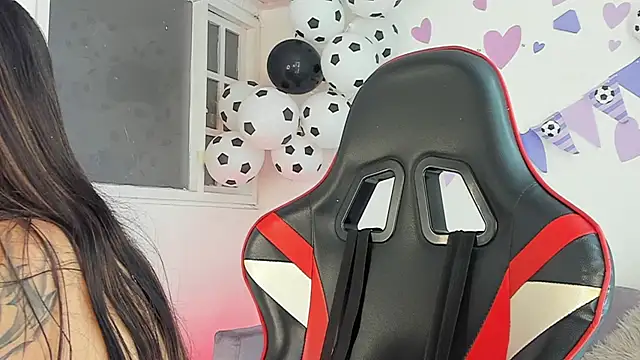 Snapshot of Noa_bunny_ chatting on 07.15.26 Noa bunny online show from 07.15.26
