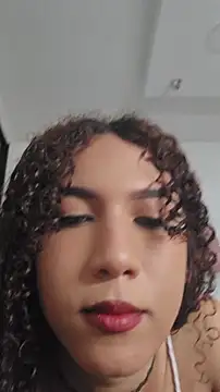 Snapshot of lilith_isabella25 chatting on 06.15.26 lilith isabella25 online show from 06.15.26