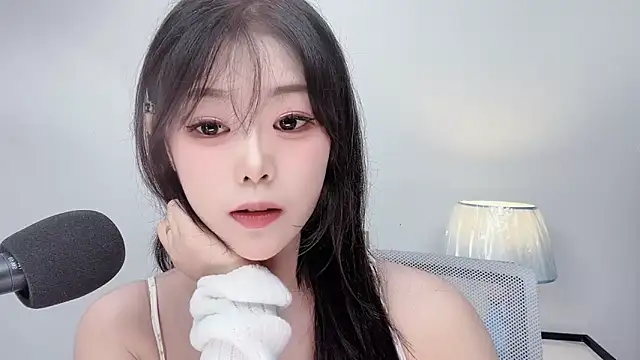 Snapshot of smalldaiwang chatting on 06.25.26 smalldaiwang online show from 06.25.26