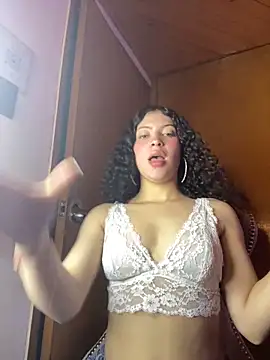 Juliana pink18 online show from 06.18.26