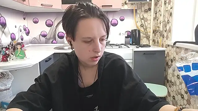 Saranade online show from 06.12.26