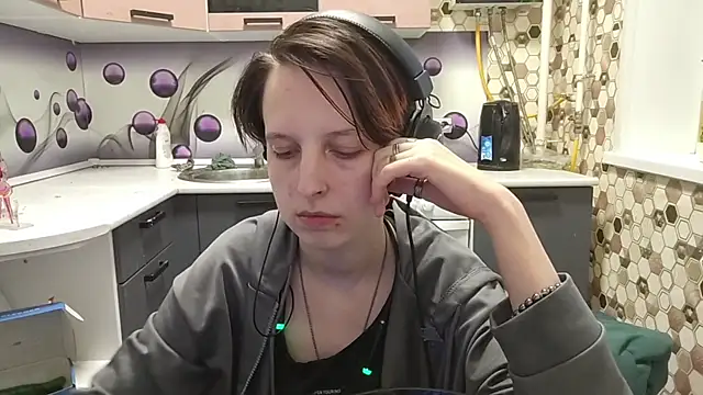 Saranade online show from 06.25.26