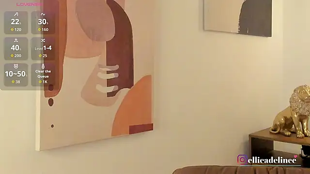 Snapshot of EllieAdeline chatting on 06.12.26 EllieAdeline online show from 06.12.26