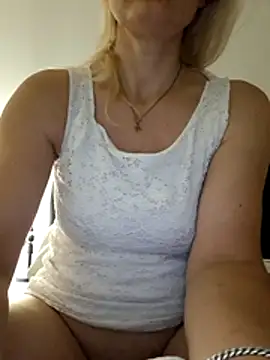 Snapshot of Alaska-perla chatting on 07.08.26 Alaska-perla online show from 07.08.26