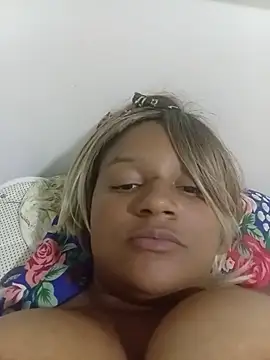 Snapshot of lizgomesszs chatting on 07.16.26 lizgomesszs online show from 07.16.26