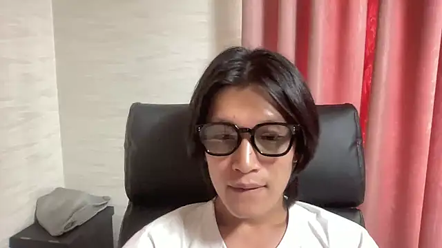 Snapshot of Ren-ohanashi chatting on 07.29.26 Ren-ohanashi online show from 07.29.26