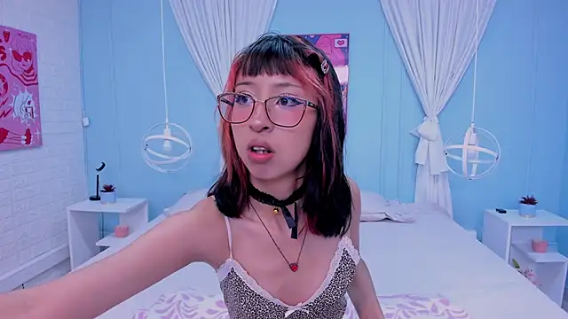 Snapshot of Venus_Rouge chatting on 07.01.26 Venus Rouge online show from 07.01.26