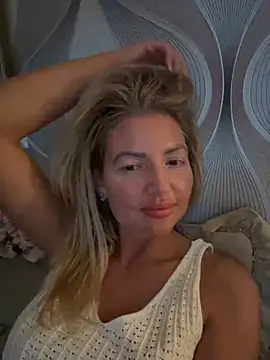 szexicicamica online show from 06.11.26