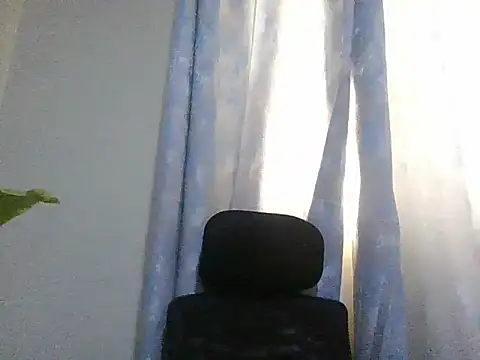 Snapshot of Horny_Hellen chatting on 06.04.26 Horny Hellen online show from 06.04.26