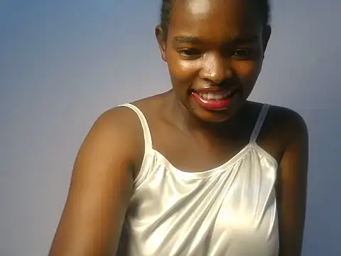 Snapshot of Emmerline_ chatting on 07.13.26 Emmerline online show from 07.13.26