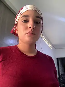 Aishas00 online show from 06.04.26