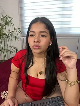 ValentinaLuciana online show from 07.27.26