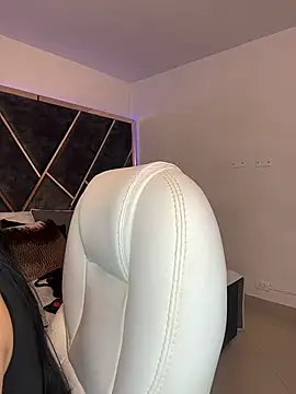 FoxySkye online show from 07.14.26