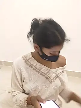 cute dipti online show from 06.16.26