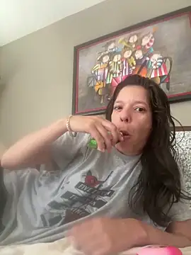 Snapshot of babygoose760 chatting on 06.15.26 babygoose760 online show from 06.15.26