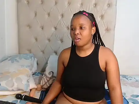 Snapshot of Lihle_00 chatting on 06.24.26 Lihle 00 online show from 06.24.26