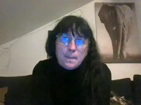 Snapshot of sexujuly88 chatting on 01.05.25 sexujuly88 online show from 01.05.25