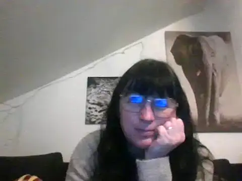 Snapshot of sexujuly88 chatting on 01.14.25 sexujuly88 online show from 01.14.25