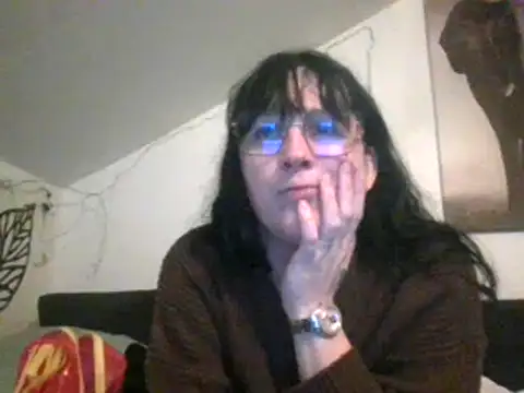 Snapshot of sexujuly88 chatting on 02.04.25 sexujuly88 online show from 02.04.25
