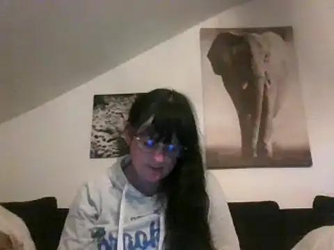 Snapshot of sexujuly88 chatting on 10.15.25 sexujuly88 online show from 10.15.25