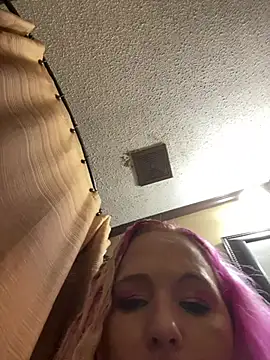 DanielleVineyard online show from 06.04.26