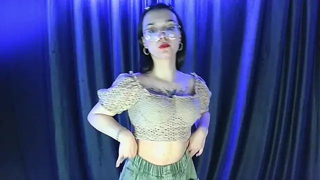 MilaHoleen online show from 06.02.26
