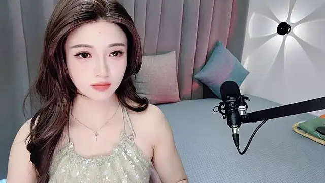 Momo-Wow online show from 06.16.26