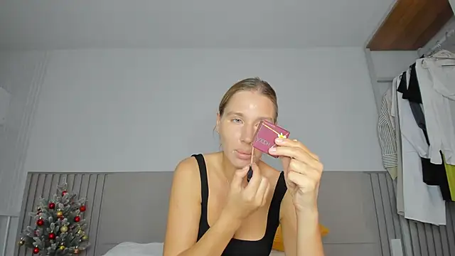 SofiClimbing online show from 12.16.25