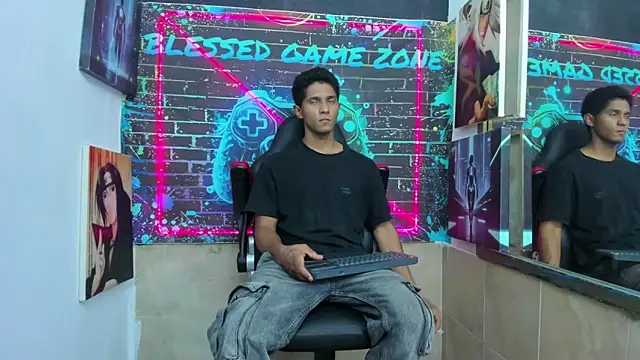 Snapshot of Yoel_Blessed chatting on 07.01.26 Yoel Blessed online show from 07.01.26