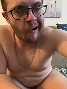 Snapshot of Bigdickdanko1995 chatting on 06.04.26 Bigdickdanko1995 online show from 06.04.26