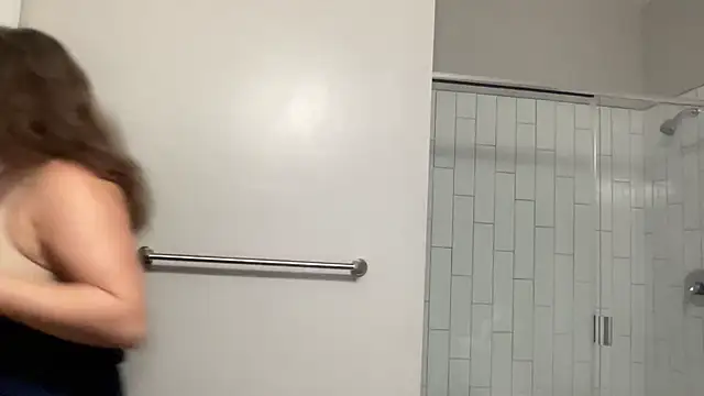 maddiliz online show from 10.20.25