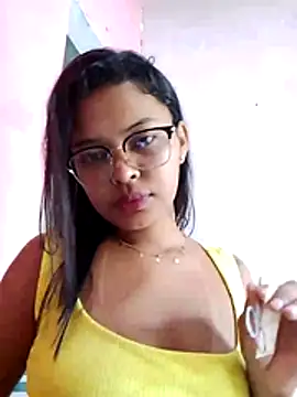 Snapshot of Silmara21 chatting on 06.03.26 Silmara21 online show from 06.03.26
