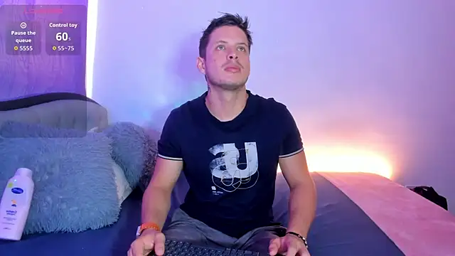johnycooper08 online show from 07.17.26