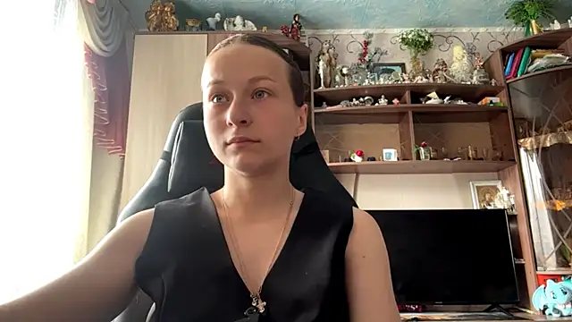 Snapshot of TaIliedGuest chatting on 06.28.26 TaIliedGuest online show from 06.28.26