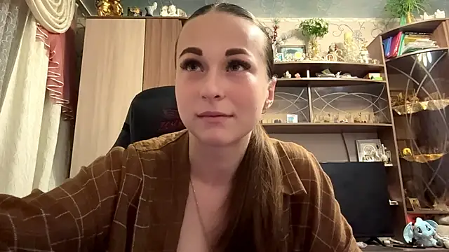 Snapshot of TaIliedGuest chatting on 07.11.26 TaIliedGuest online show from 07.11.26