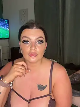 Maddison Leighxo online show from 06.19.26
